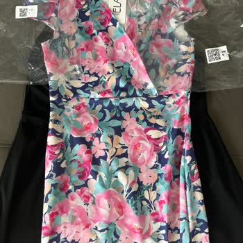 Pembiş Love Butik Kalitesiz Ürünler, Özensiz Butik