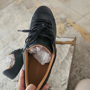 Lacoste Mağazasından Alınan Ürünün Orijinalliğinin Kontrolü