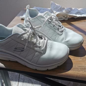 Skechers Ürünlerinin Arkasında Durmuyor!