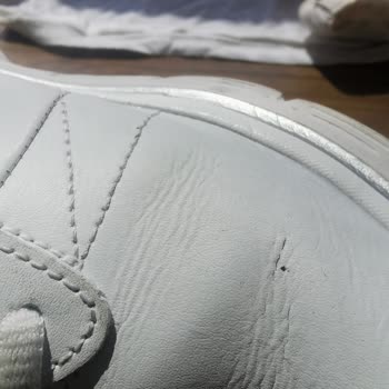 Skechers Ürünlerinin Arkasında Durmuyor!