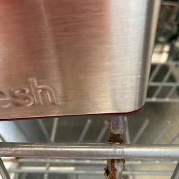 Arçelik Bulaşık Makinesi Ön Panel Silinmesi Çekmecelerdeki Paslanma.