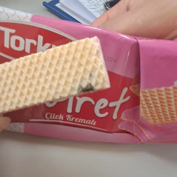Torku Gofret İçinden Çıkan Yabancı Madde