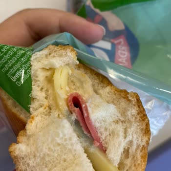 Dardanel Sandviç SKT'ne Daha Vakit Var Ama Küflenmiş