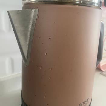 Emsan Mutfak Çay Makinesi Boya Atması