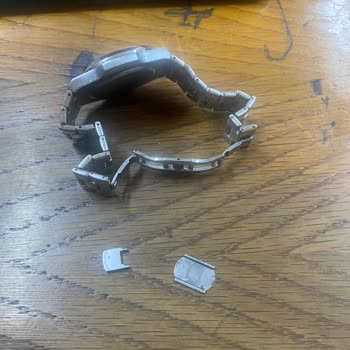 R8saat (Instagram) İsimli Adresten Aldığım Saatin Kilit Mekanizması Dağıldı