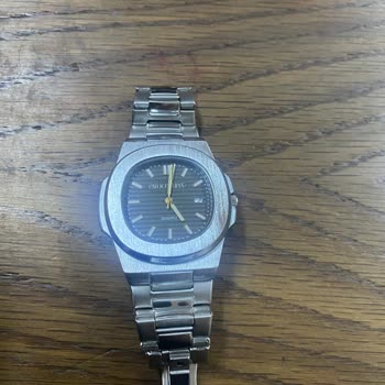 R8saat (Instagram) İsimli Adresten Aldığım Saatin Kilit Mekanizması Dağıldı