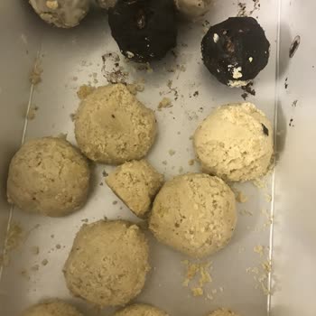 Migros Pastane Ürünlerinden Deterjan Kokusu Gelmesi
