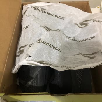 Skechers Ve Boyner Malına Sahip Çıkmıyor. Müşteriyi Mağdur Ediyor.