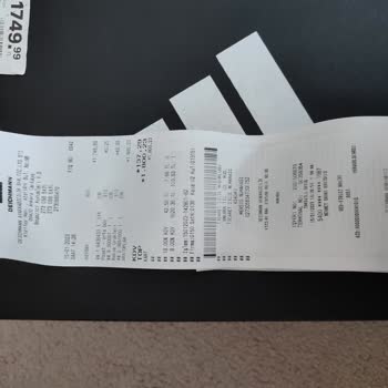 adidas Altı Ayda Patlayan Pert Olan Ayakkabı