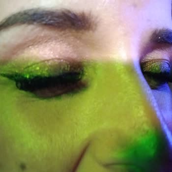 Bahar Acar Güzellik Merkezi İpek Kirpik Dudak Dolgunlaştırıcı