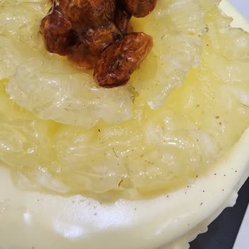 06 Pastanesi Sinekli Pastalar Satıyor!