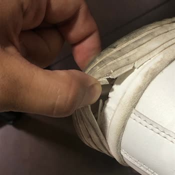Bershka Ayakkabı 2 Haftada Parçalanmaya Başladı