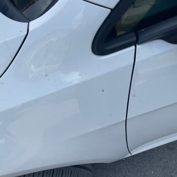 Uzay Oto Bakıma Verdiğim Aracı Kirleterek Teslim Etti