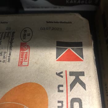 A101 Tarihi Geçmiş Yumurta Satılıyor