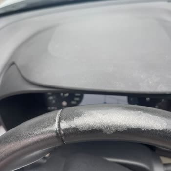 3 Yaşında Volvo XC40 Aracımın Direksiyonu Soyuldu