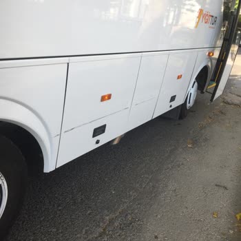 Yiğit Turizm Servis Aracının Aracıma Çarpması Hakkında