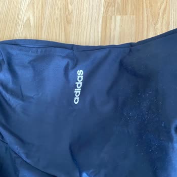 Adidas Eşofman Tüylenme Sorunu Ve Üreticinin Arkasında Durmaması