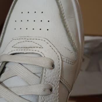Deichmann Kalitesizliği Garantiye Ayakkabı Kabul Etmemesi