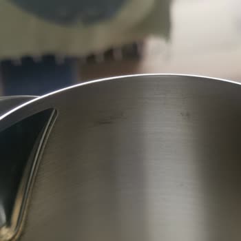 Media Markt Kahve Makinesi Teşhir Ya Da Müşteriden Gelen Ürünü Yolladılar.