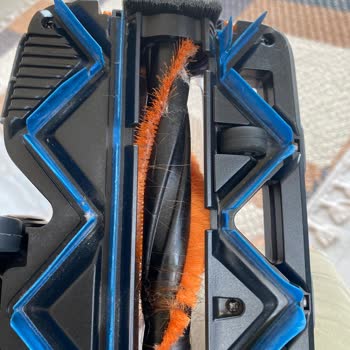 Philips 8000 Aqua Plus Başlıklarda Saç Topluyor