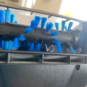 Philips 8000 Aqua Plus Başlıklarda Saç Topluyor