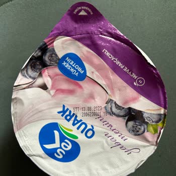 Sek Quark Ve Sek Protein Sütü Tüketen Bir Kullanıcı Olarak Küflenmiş Ürün