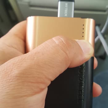 Duracell Powerbank Çalışmıyor. Şarj Oluyor Ama Şarj Etmiyor.