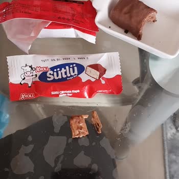 A101 Çikolatanın İçinden Çıkan Odun Parçası