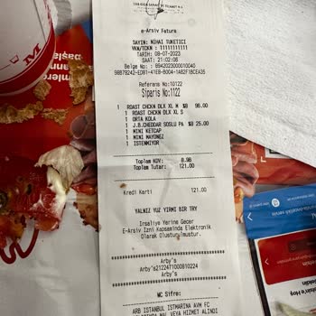 Arby's Kalitesiz Ürün Satılması