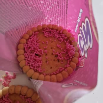 Eti Gıda Eti Cinin İçinden Bir Sürü Karınca Çıktı