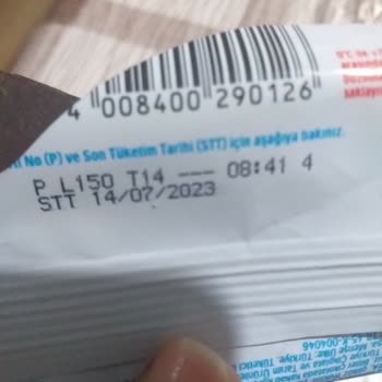 Kinder Pingui Tarihi Geçmemesine Rağmen Küflenmiş Olması