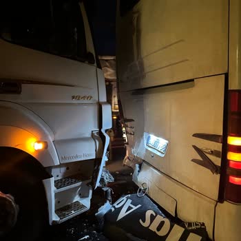 Has Ağrılı Kazadan Sonra 1 Saate Geliyor Deyip 3 Saat Beklettiler