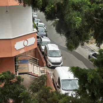 Maltepe Belediyesi Hızlı Araçlar ve Park Edilen Araçlar Sorunu