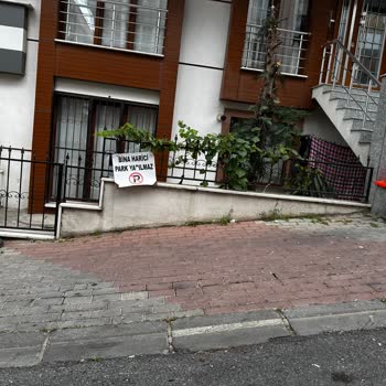 Maltepe Belediyesi Hızlı Araçlar ve Park Edilen Araçlar Sorunu