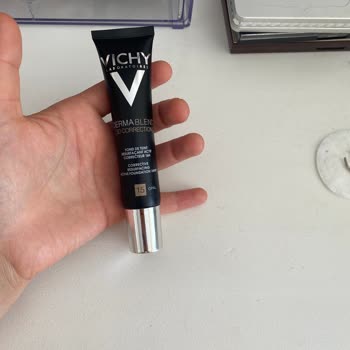 Vichy Dermablend 3D Correction 15 Opal Kaşıntı Ve Yanma Hissi Yaptı