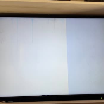 Toshiba TV Bozup Bana Verdiler