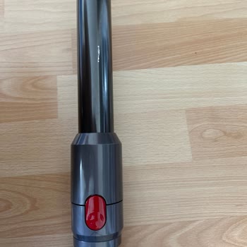 Dyson V15 Boru Çizilmesi