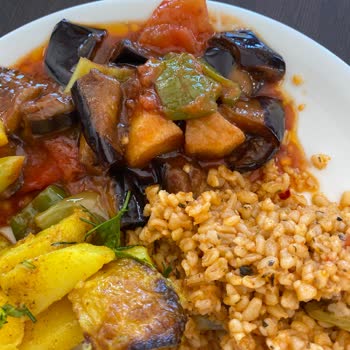 Mediterranean Breeze Hotel Bir Hafta Kaldığım Otelde Aç Kaldım