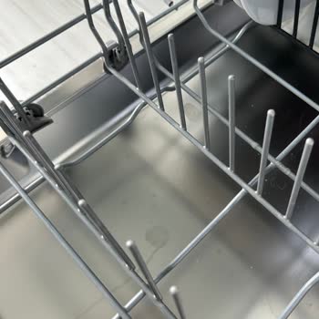 Bosch Bulaşık Makinesi Sepetleri Paslandı