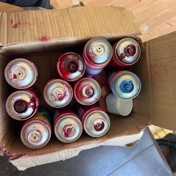 Akçalı Sprey Boya Sprey Boya Uçları Çok Çabuk Kırılıyor