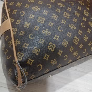 THY Hasarlı Bagaj Yırtık Ve Demiri Çıkmış Halde Elime Ulaştı