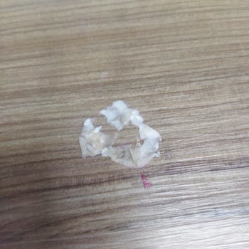 Eker Ayranın İçinden Çıkan Cisim