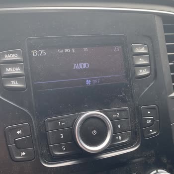 Renault Bluetooth Bağlayınca Radyoda Şarkı İsmi Çıkmıyor