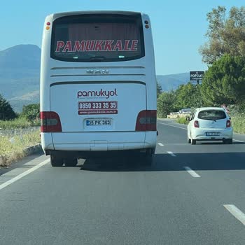 Pamukkale Turizm Pamukkale Şoförü Tehlikeli Araç Kullanıyor