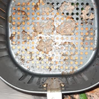 Kumtel Airfryer Yapışma Sorunu