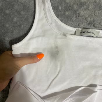 LC Waikiki Beyaz Askılı Atlet Aldık Ürün Lekeli