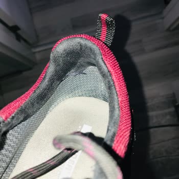 Greyder Garantili Sattığı Ayakkabıyı Kabul Etmedi.