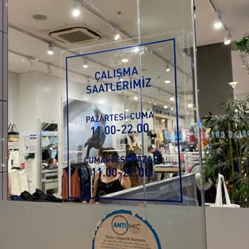Mavi Mağaza Kapanış Saati