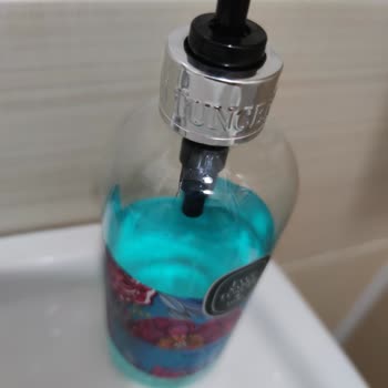 Eyüp Sabri Tuncer Sıvı Sabunda Hortum Yok