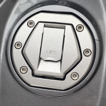 Bajaj R200 Üst Grenaj Çatlak